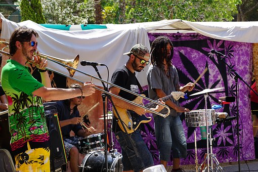 live band